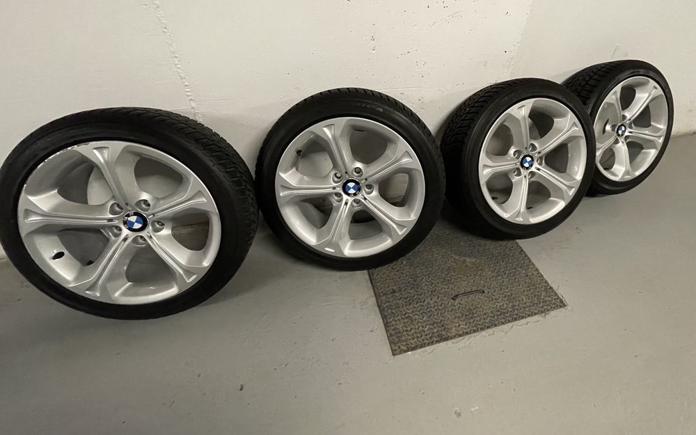 Зимни гуми с Джанти за БМВ X1 18" BMW X1