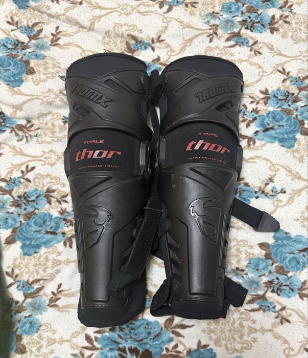 Vând Echipament enduro/motocross