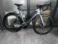 Vand bicicleta Giant Propel Advanced 1