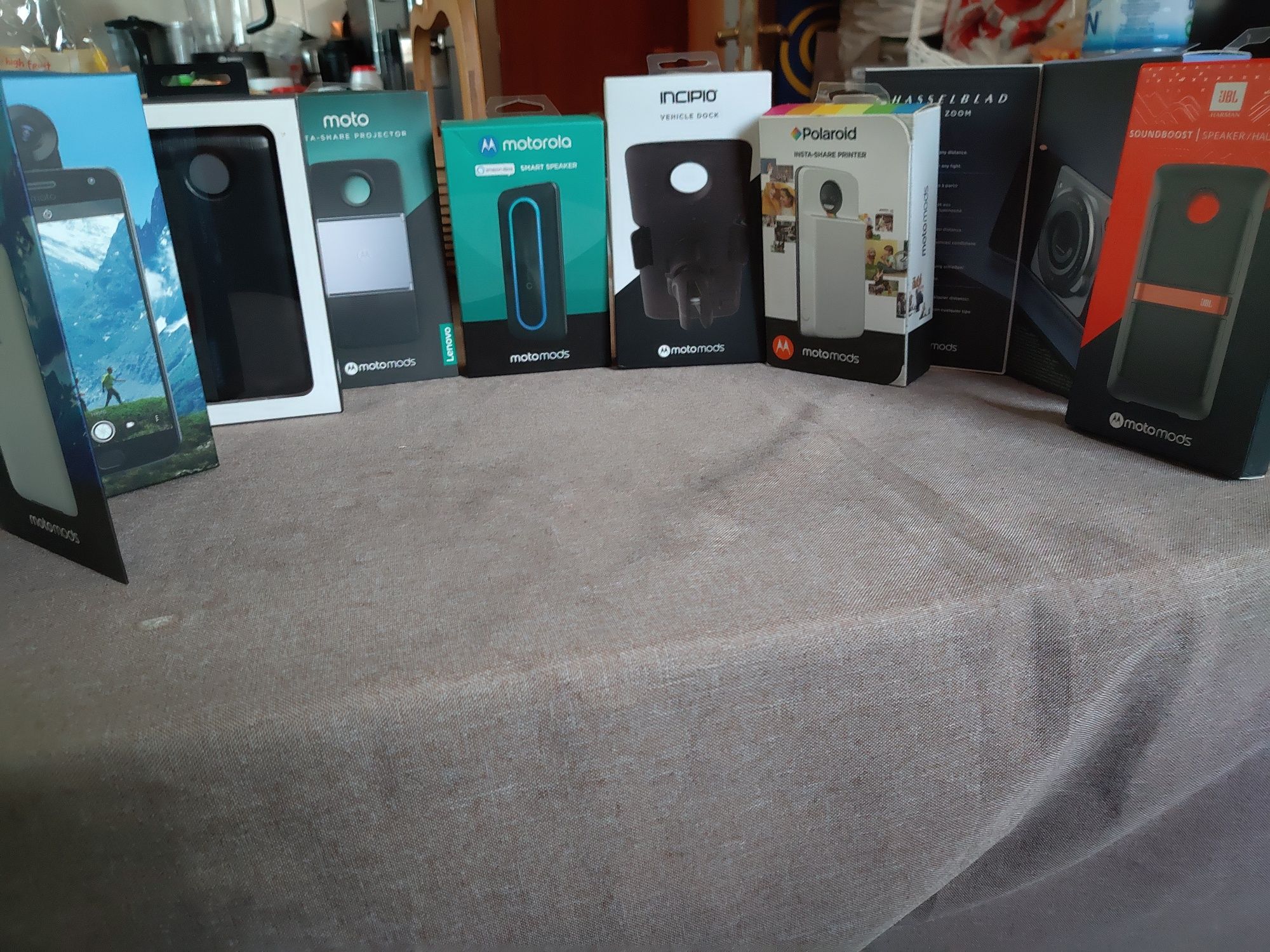 Moto Z Play,Moto Z2 Play,Z3 play, moto mods ultimate full pack.