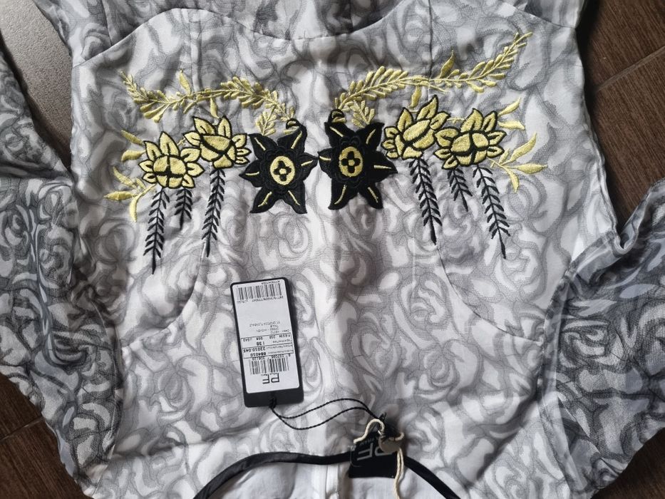 Красиви рокли Paola Frani и Jake*s Размери XXS,XS, S.