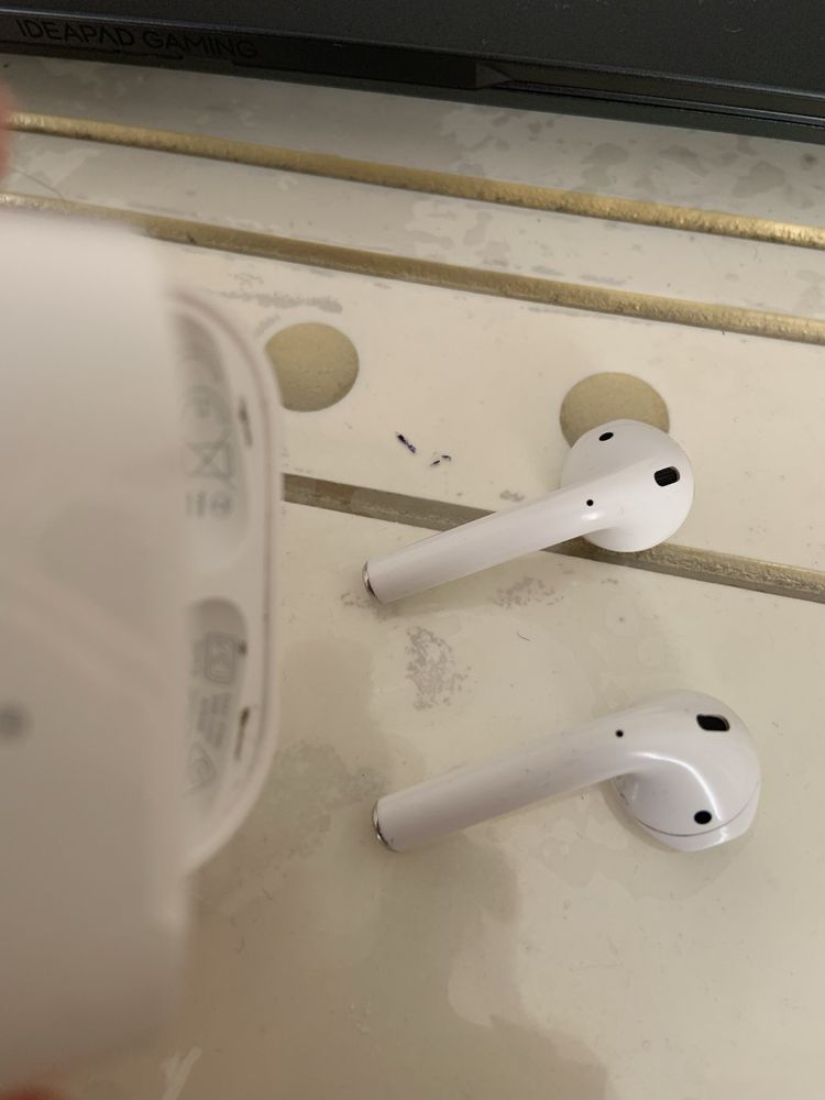 Airpods оригинал