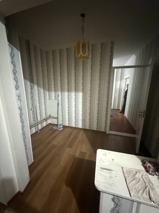 Срочно Продаётся Юнусобод 19-кв 2/2/5