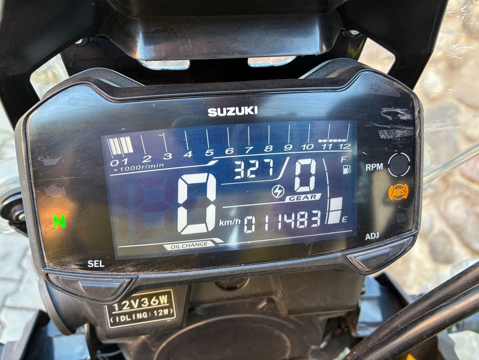 Suzuki V-strom 250