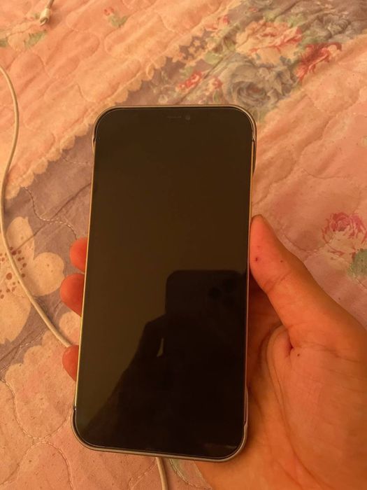 iphone 12 pro max obmen tel qilmang 24/7 yozsangiz javob bermaan