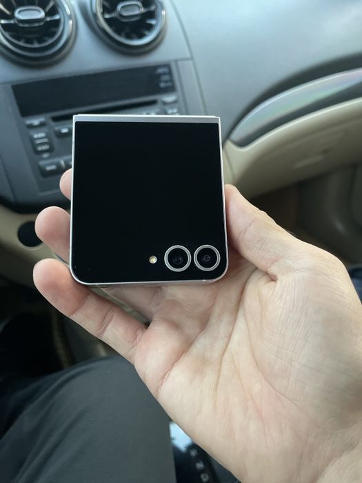 Samsung ZFlip6 256/12