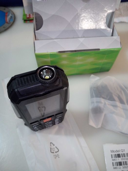 Telefon fix si mobil noi, suport laptop de pat.