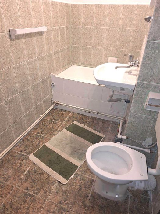 Garsonieră de închiriat – Târgoviște, str. Ciprian Porumbescu, etaj 1