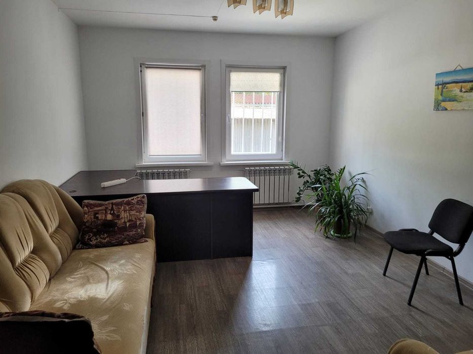 Сдам помещение в аренду под офис (кабинет)