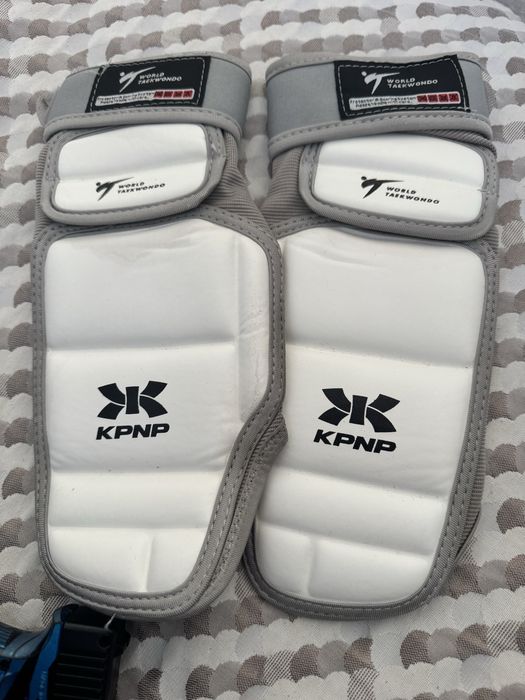 Продаю электронные носки KPNP для taekwondo wt