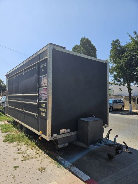 Vând rulotă comercială 6 m