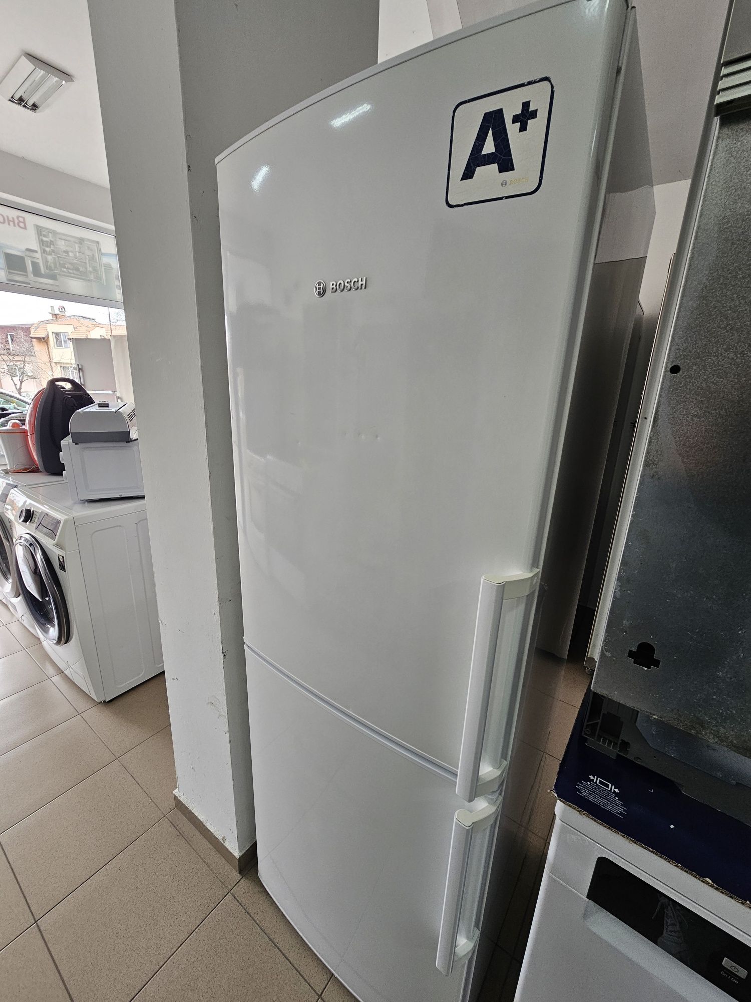 Хладилник с фризер Bosch