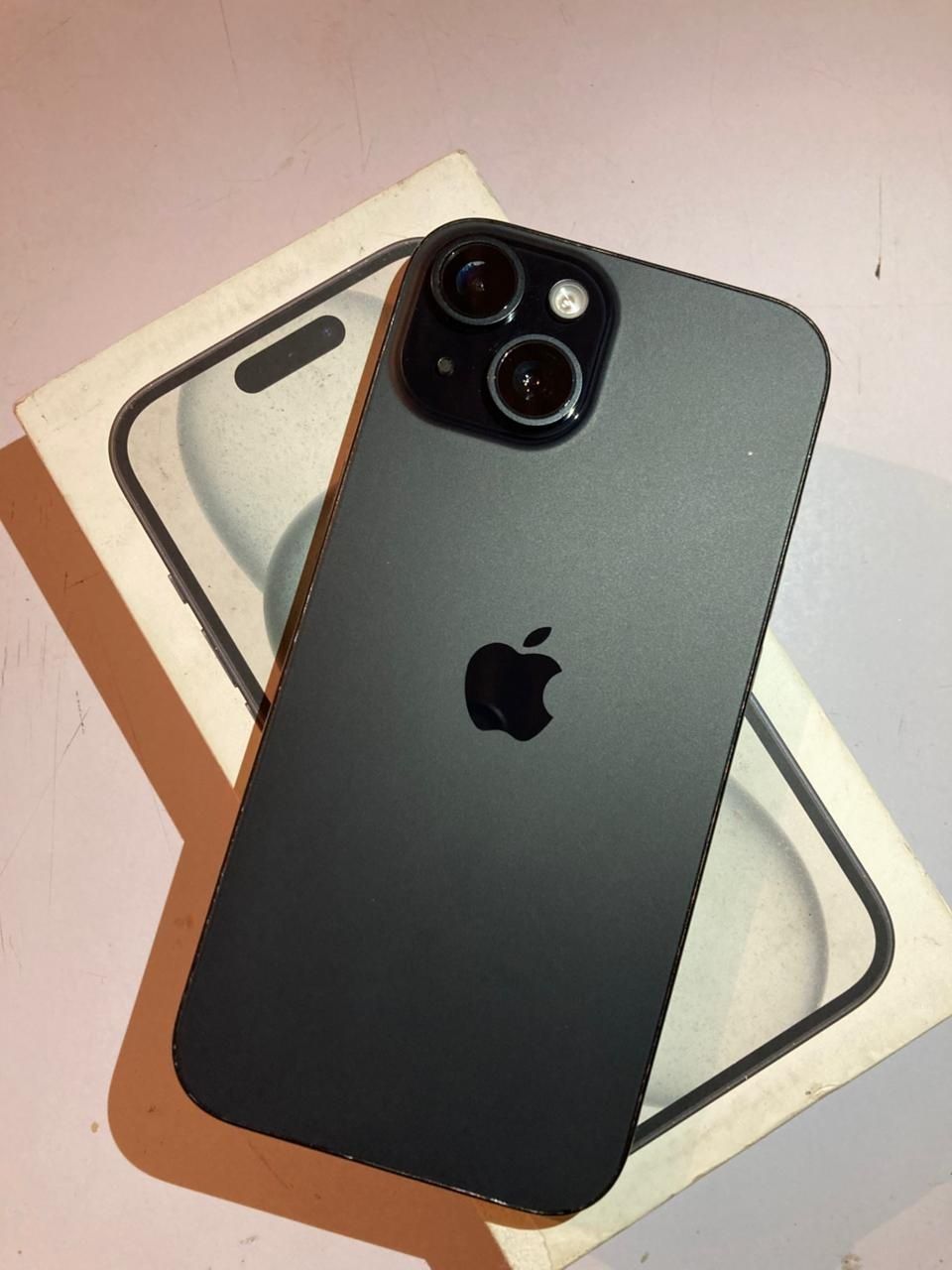 Продам iPhone 15