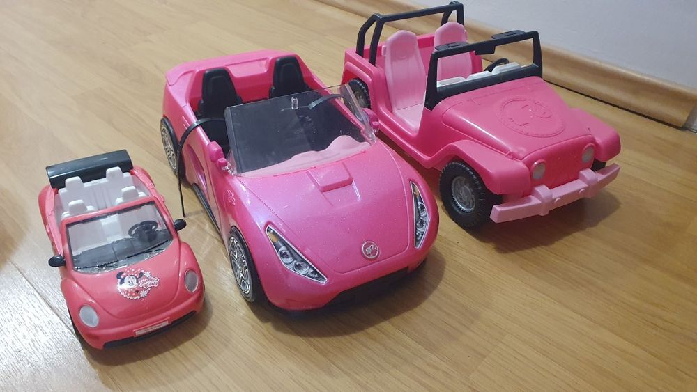 Masina/barca lui Barbie