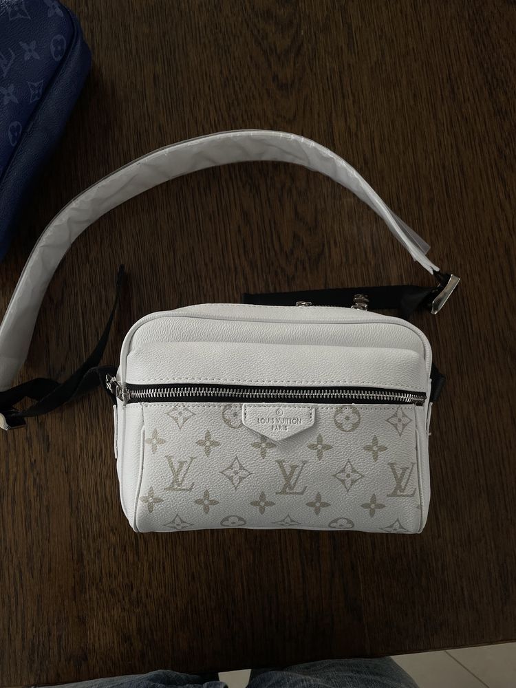 Чанти Louis Vuitton , Fendi