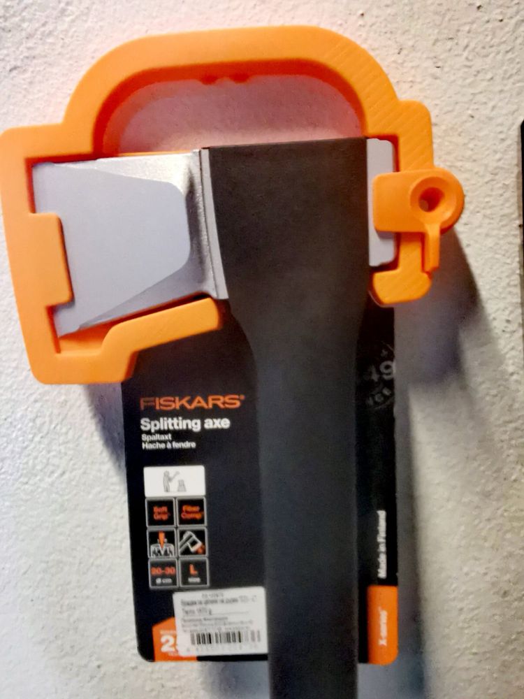 FISKARS ножица, брадва, трион