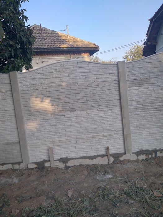 Gard plăci ciment