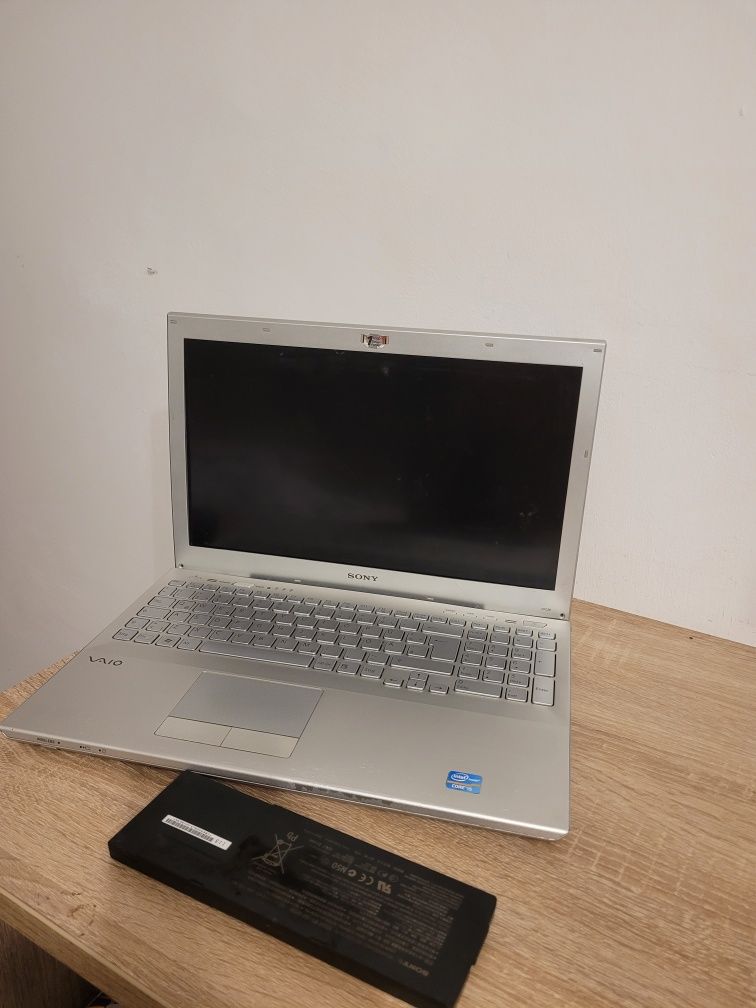 Dezmembrez piese Sony vaio PCG-41414M