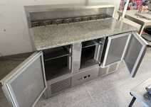 Frigider Pizza pentru Sosuri/Salate,3 Usi, 8 x GN 1/6, Otel inoxidabil