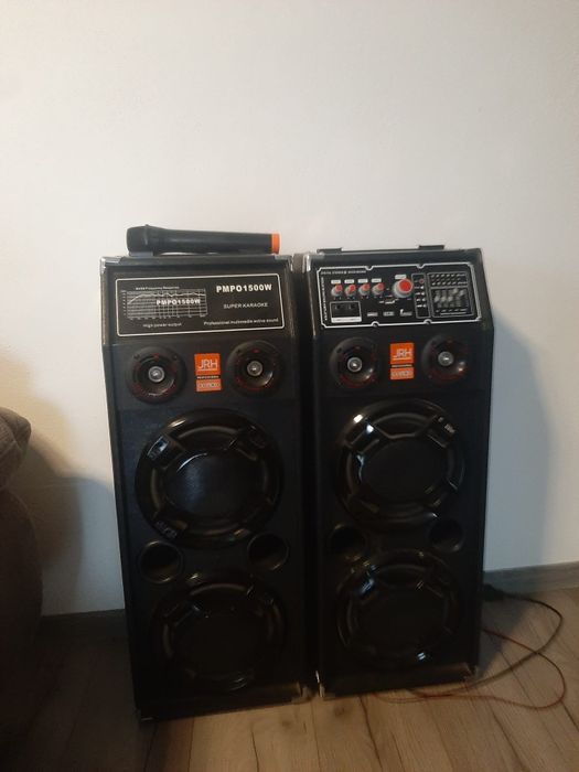 Vând set de boxe noi