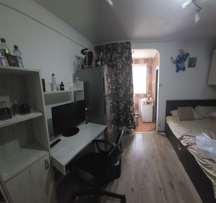Garsoniera de vânzare