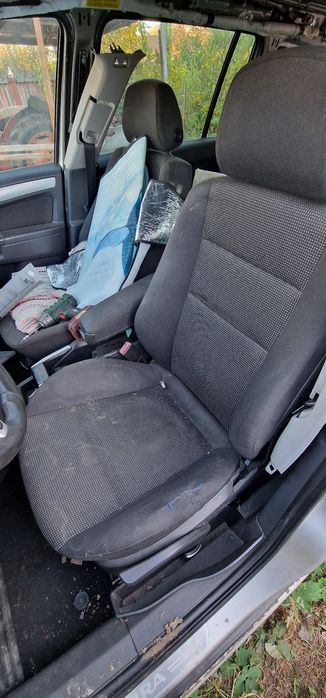 Interior opel zafira b plus cotiera