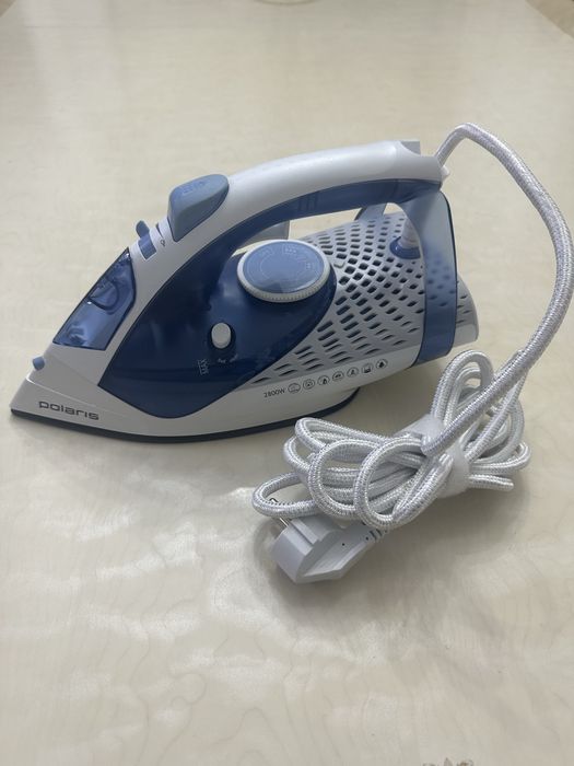 Продаётся утюг электрический POLARIS