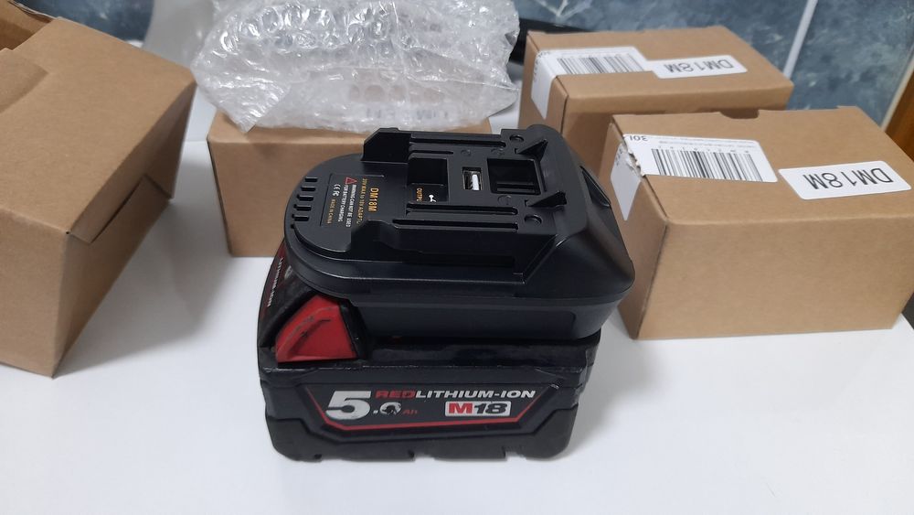 Adaptor baterii/acumulatori Bosch 18v/Milwaukee 18v/Dewalt 20v->Makita