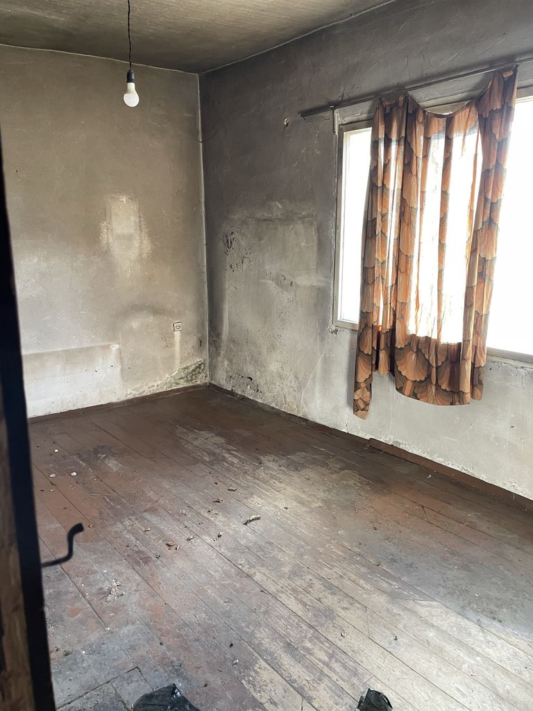 Продава се Къща в София, Младост 1 - 300 кв.м за 350 €/кв.м - Снимка #21