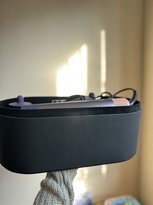 Dyson стайлер сливовый