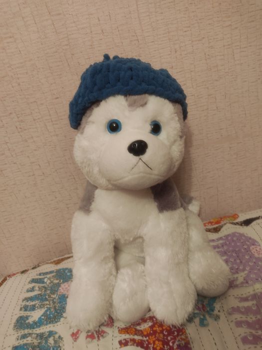 Игрушка большая.