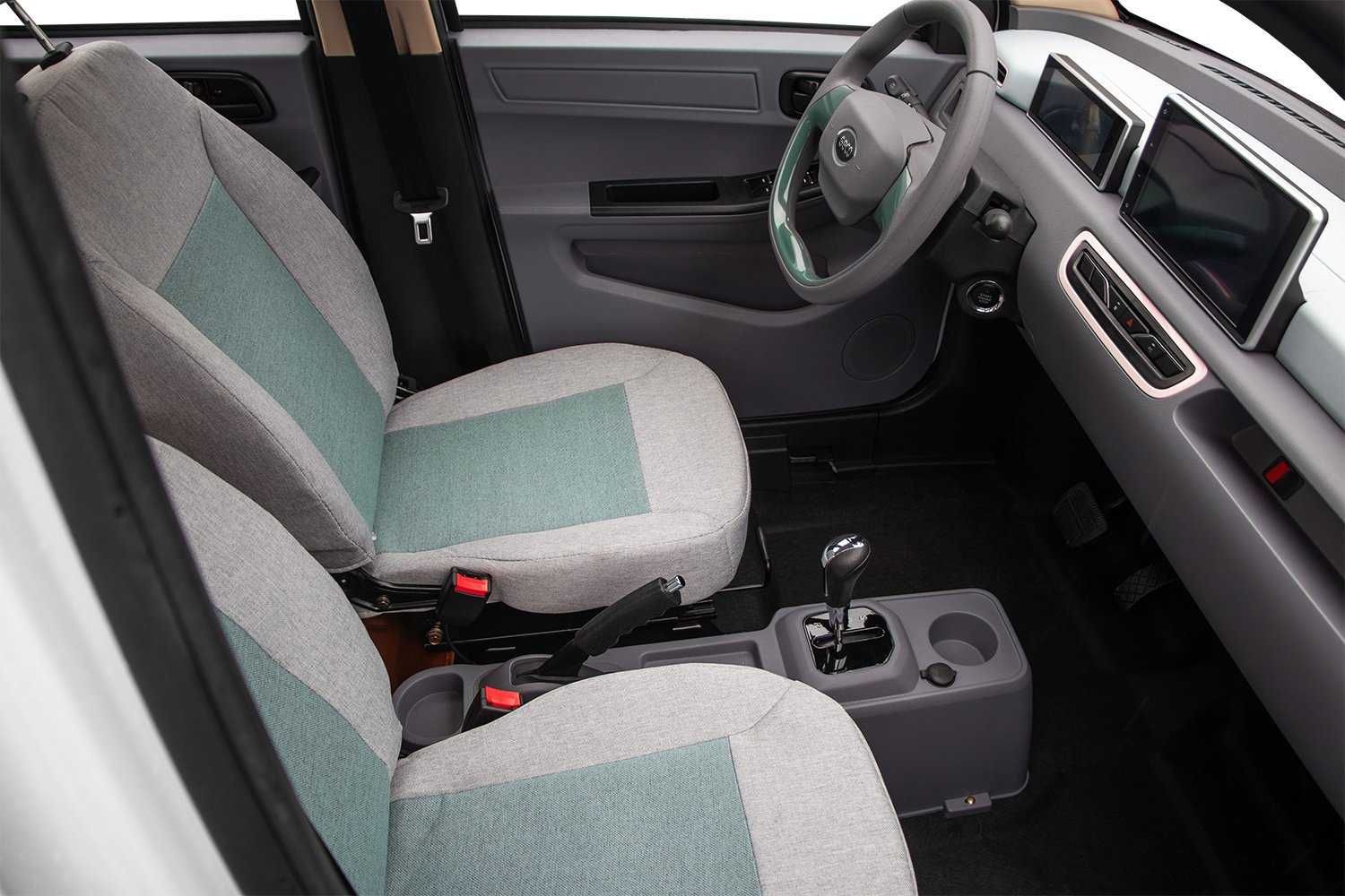 Masina electrica inmatriculabila, 3.5kW, 45km/h,4 locuri,permis B1, B
