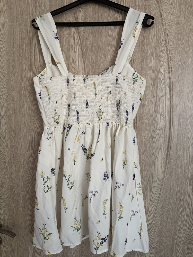 Zara, Shein рокли, топ, комплект