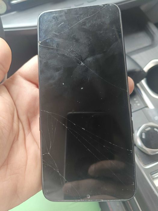 Продам смартфоны и 2 жёстких диска по 500 гб