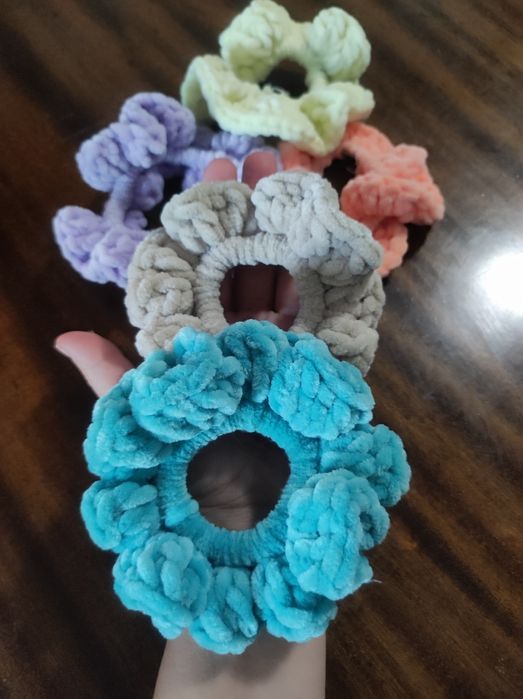 Пухени ръчно изработени СКРЪНЧИТА