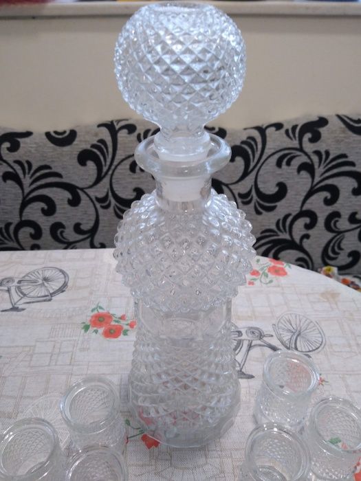 2 бр. сервизи за ракия