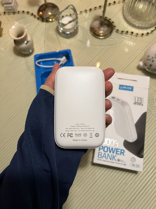 Baterie externă 10000mah