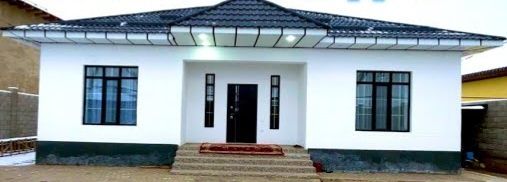 Дом 4-комнатна, участок 7-соток, расположен на центр Коянди