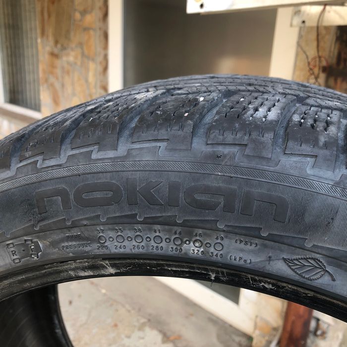 Зимни гуми 275 40 20 продавам/заменям