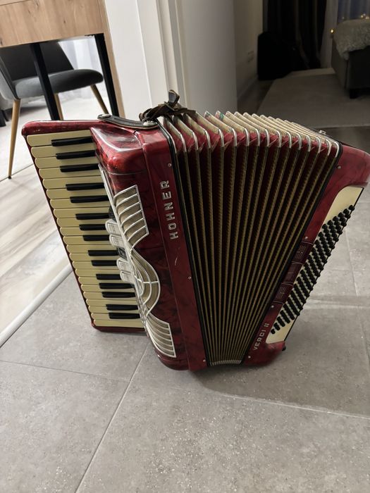 Acordeon Hohner Verdi 2 cu 96 de basi