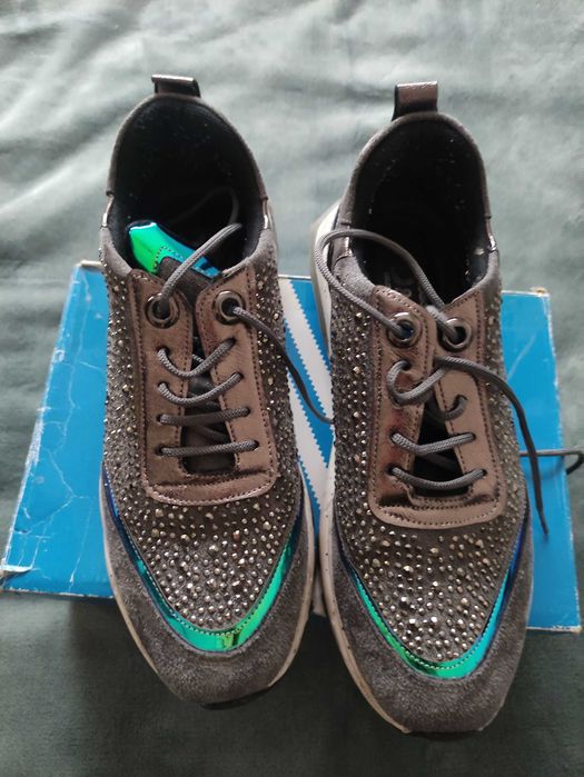 Adidași dolce &gabana