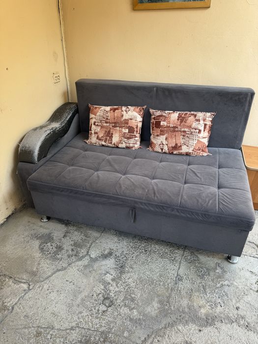 Продается диван.