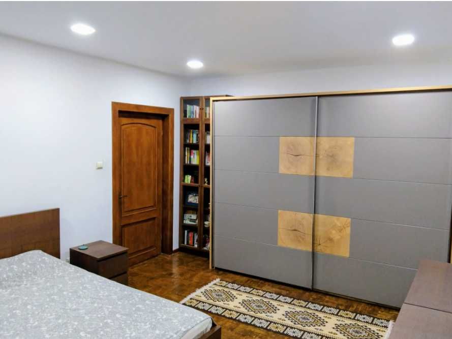 Apartament la parter si curte individuala Belvedere