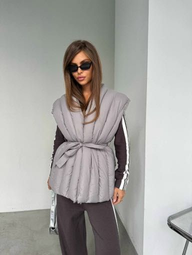 Уникален елек грейка с плетен гръб и колан