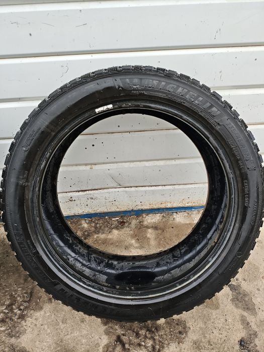 Продам Шины MICHELIN
