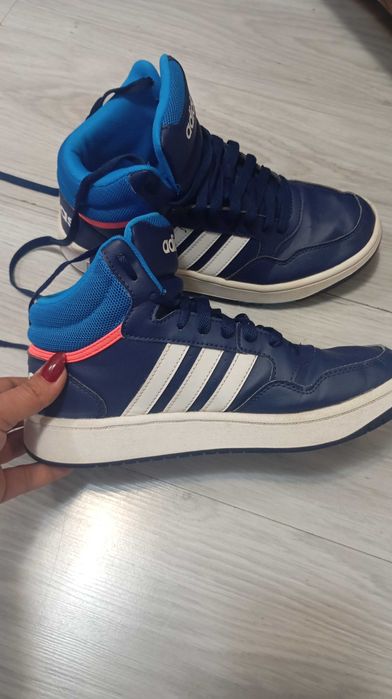 Маратонки Adidas