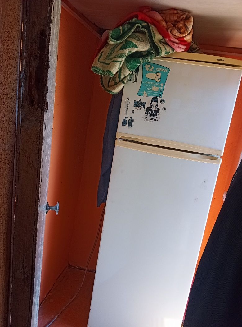 Продается холодильник