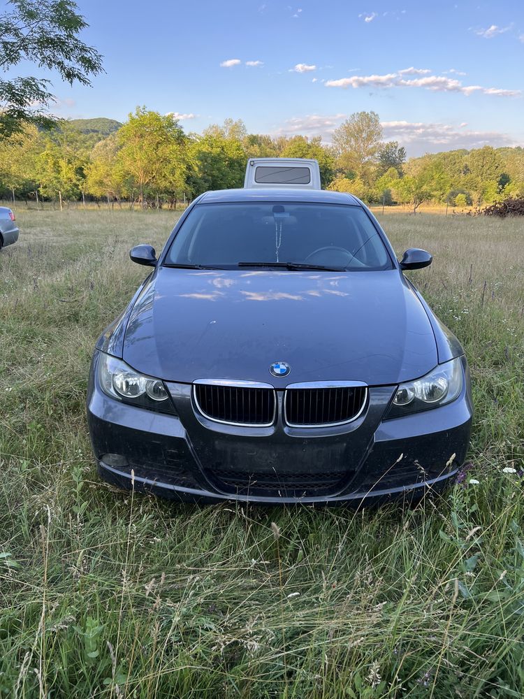 Dezmembrez BMW  E90 177 cp (cititi anunțul )