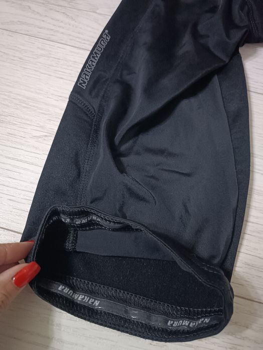 Vând costum ciclism