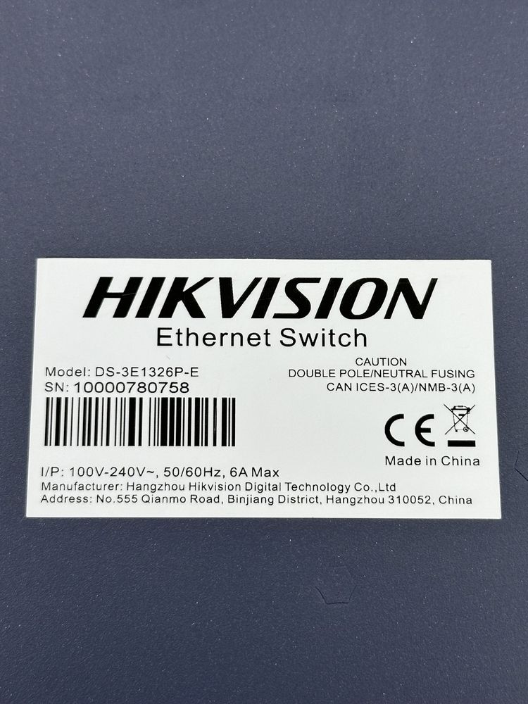 Switch cu 24 de porturi PoE Hikvision DS-3E1326P-E, 4000 MAC, 100 Mbps